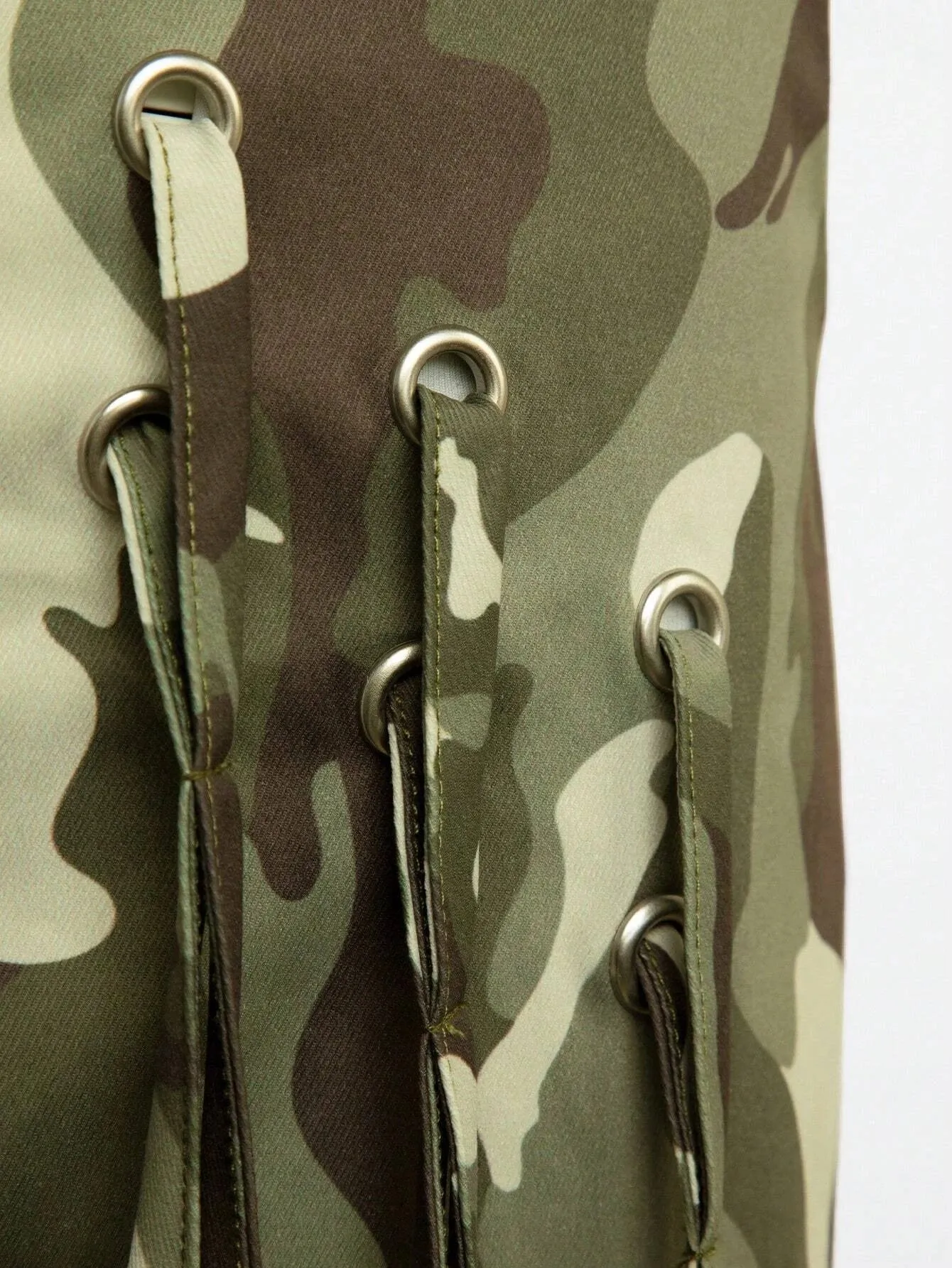 Camo Flap Pocket Side Cargo Pants