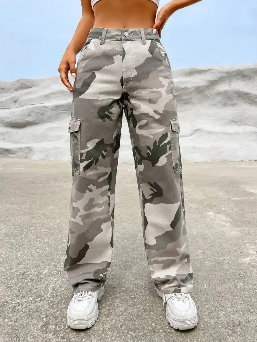 Camo Print Pocket Easy Wear Cargo Jeans