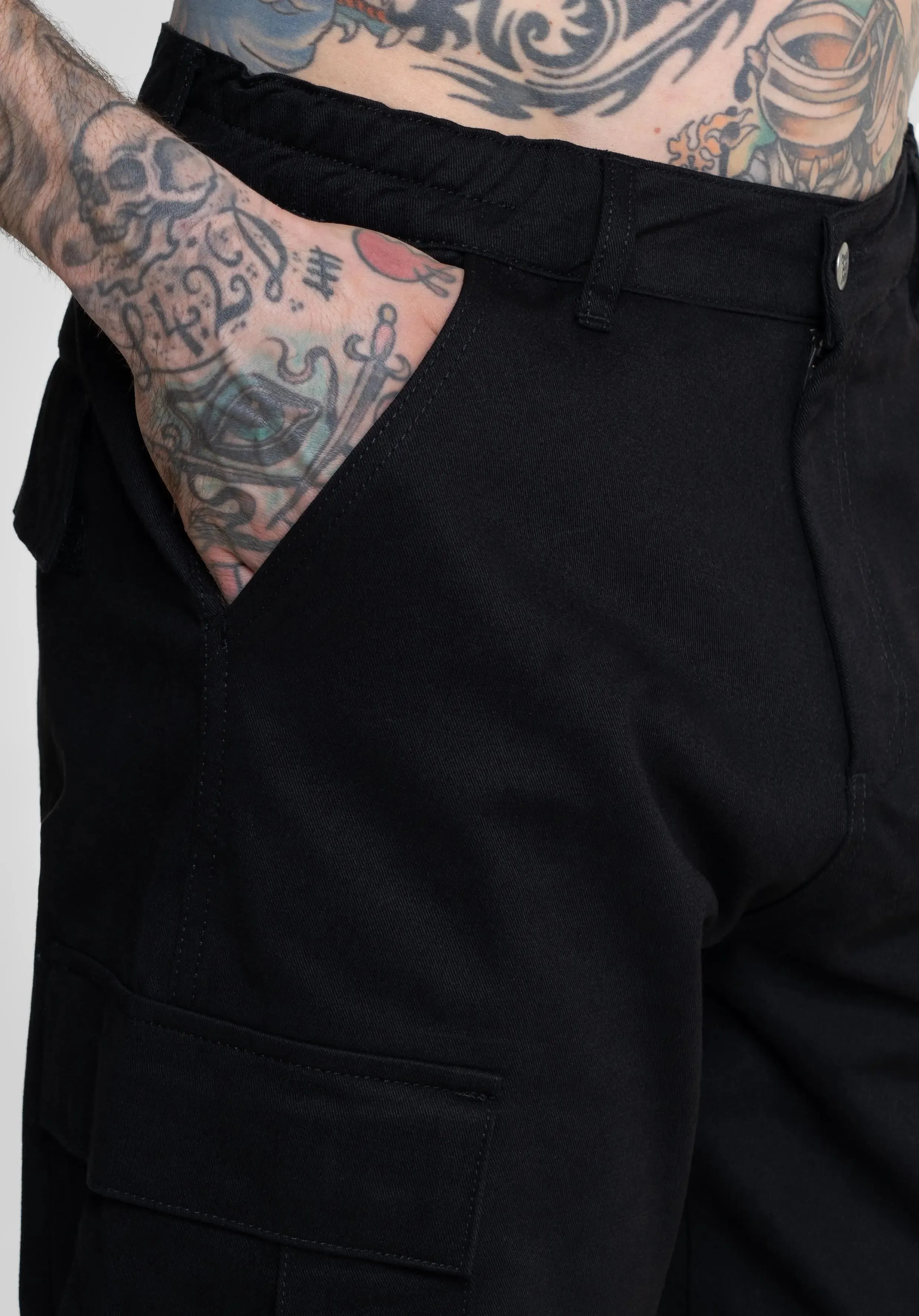 CARGO PANTS - BLACK