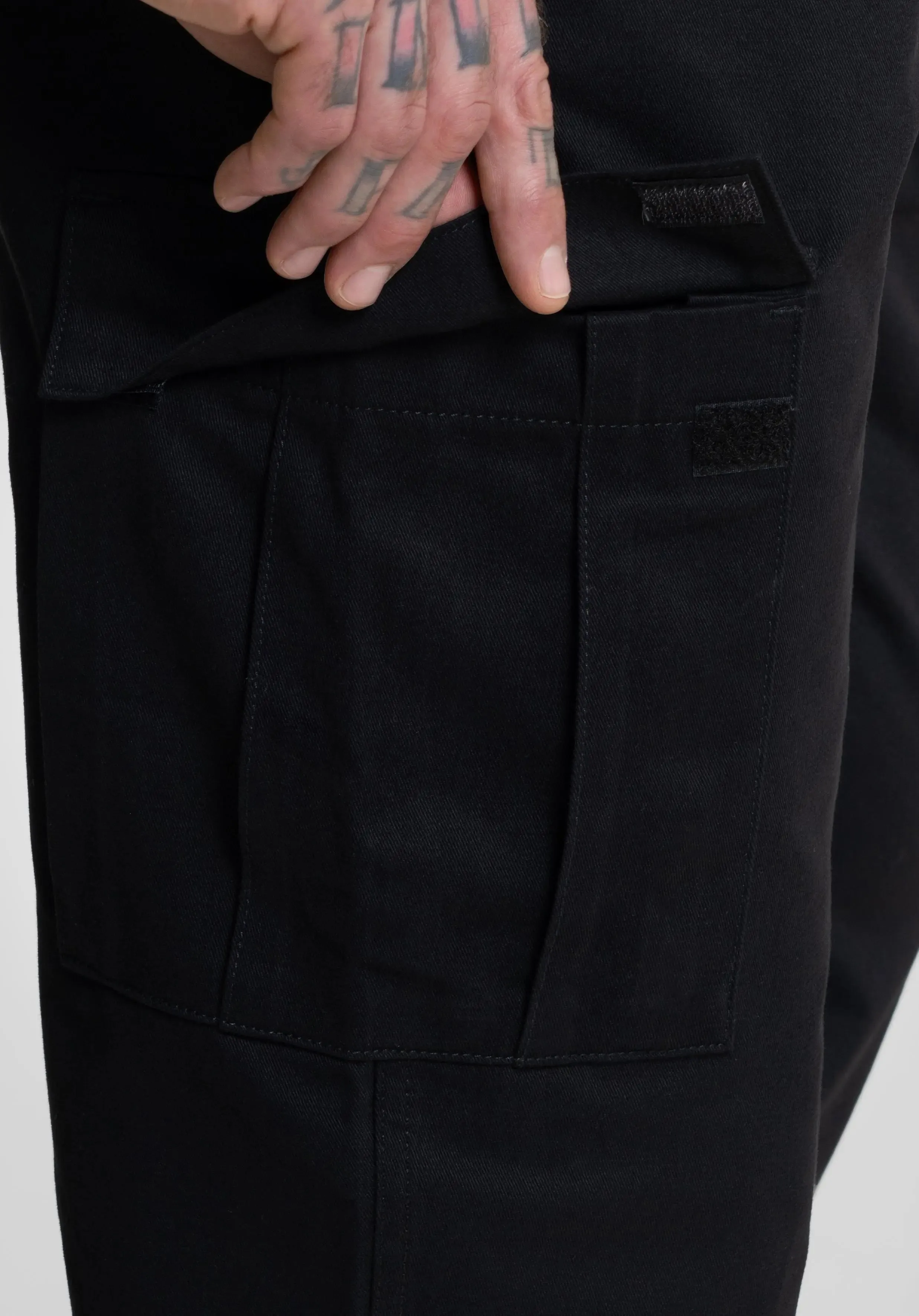 CARGO PANTS - BLACK