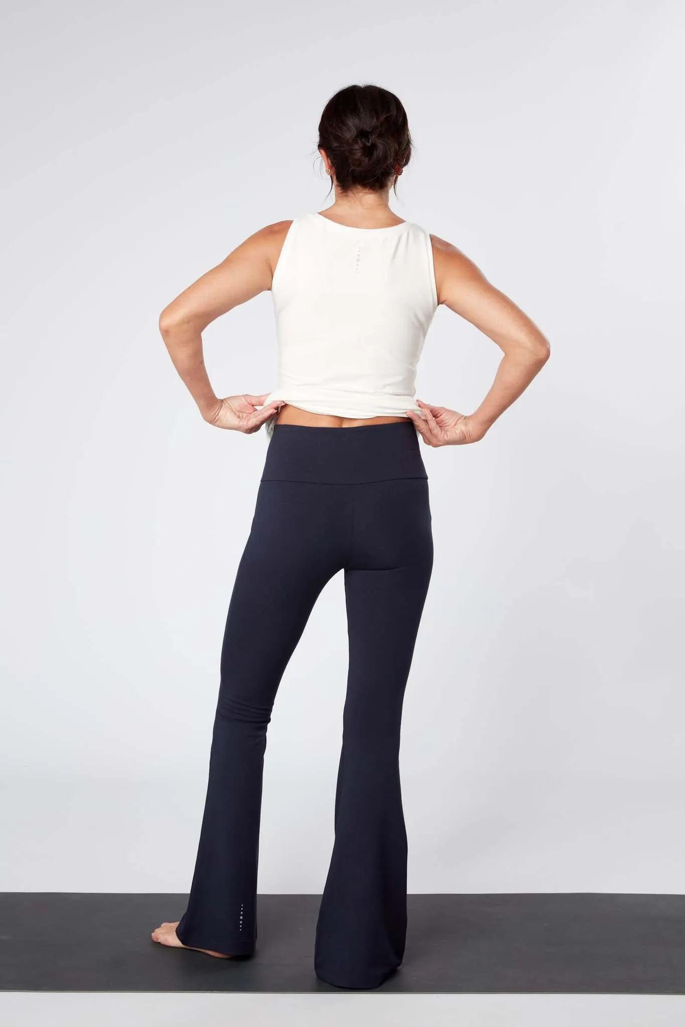 Crossed Waist Flared Pant - Navy