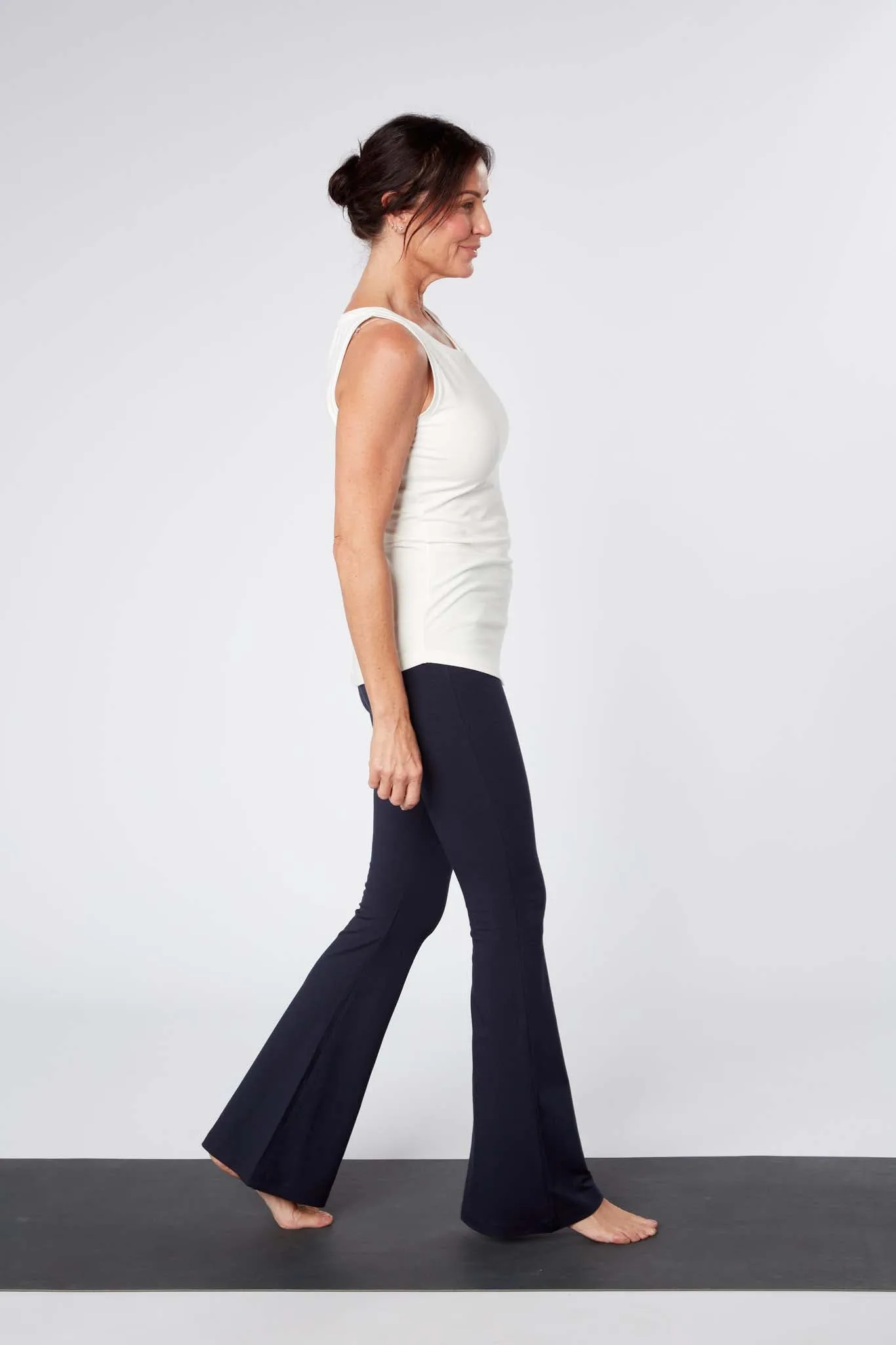 Crossed Waist Flared Pant - Navy