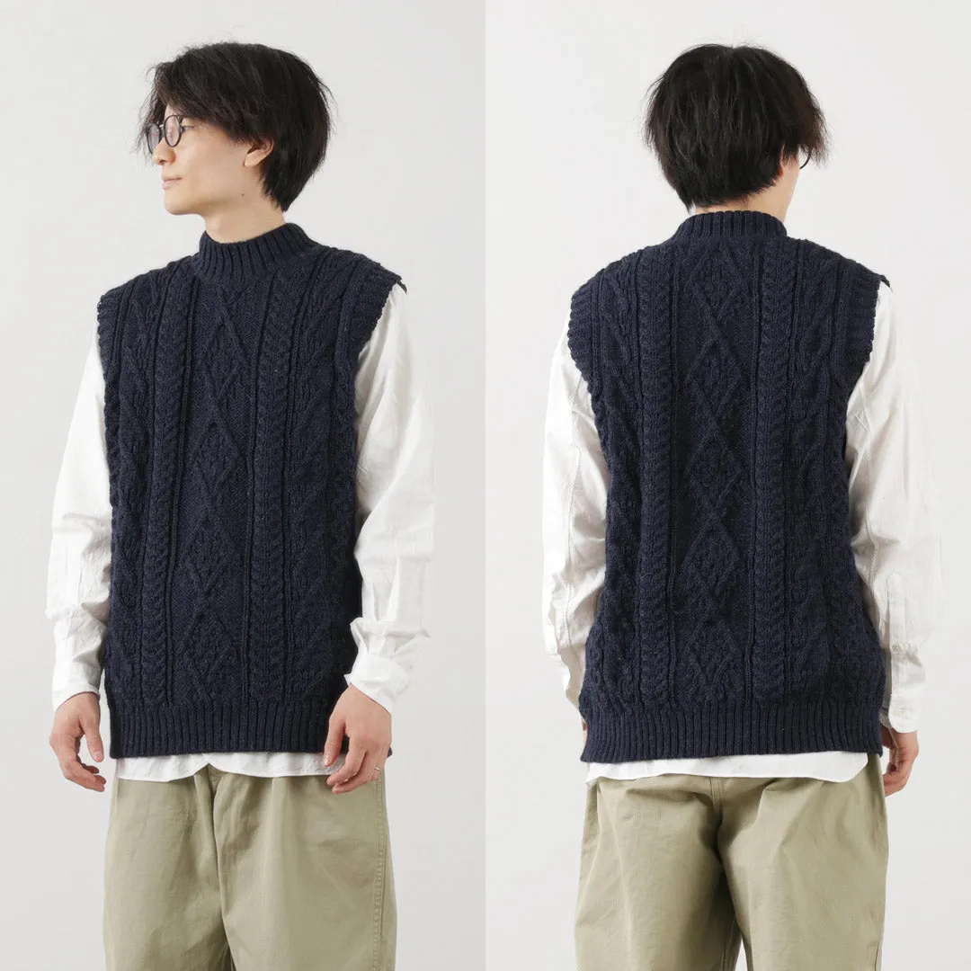 OLD DERBY KNITWEAR / Cable Turtle Slipover