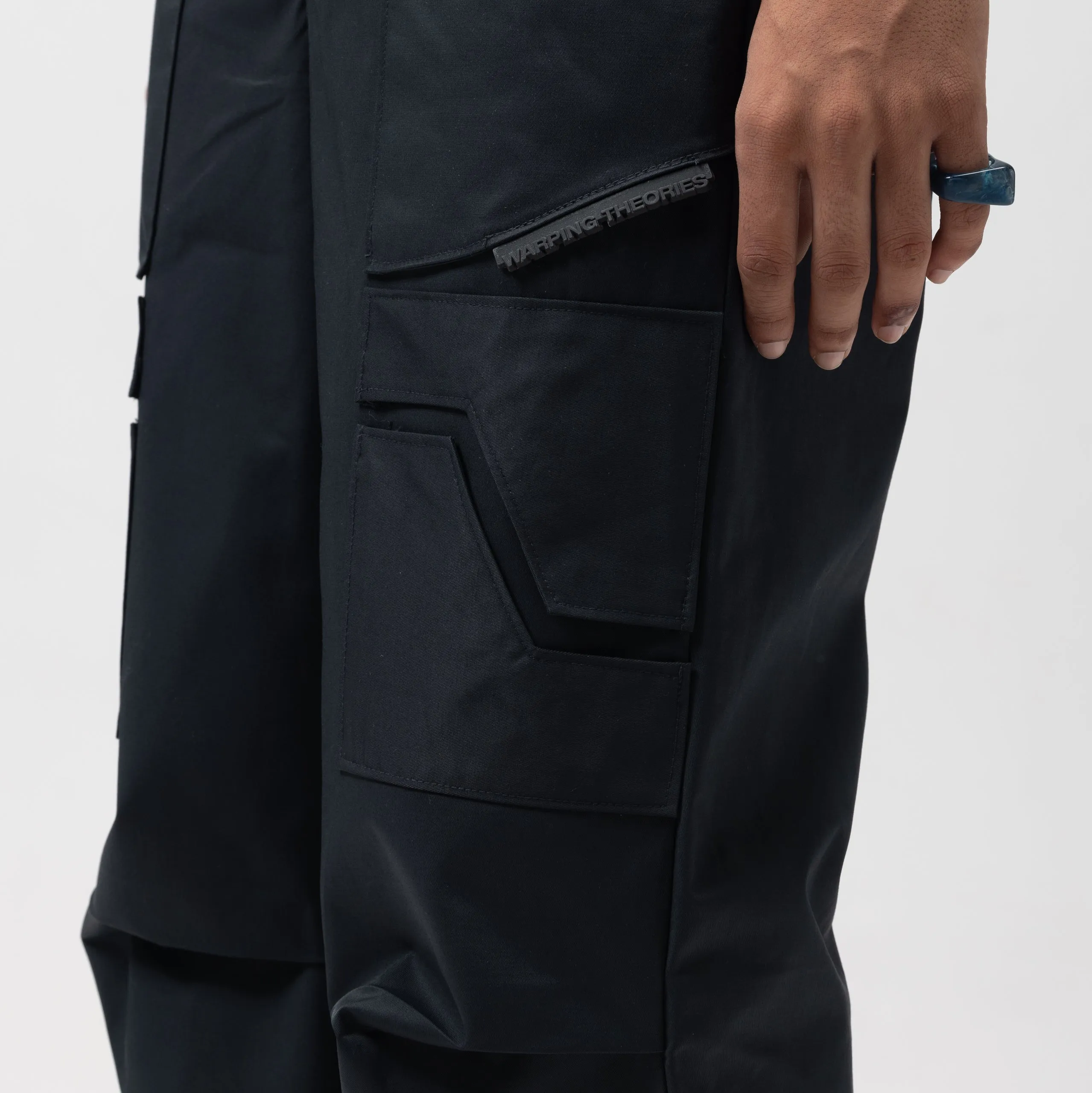 PATCH POCKET PARACHUTE PANTS