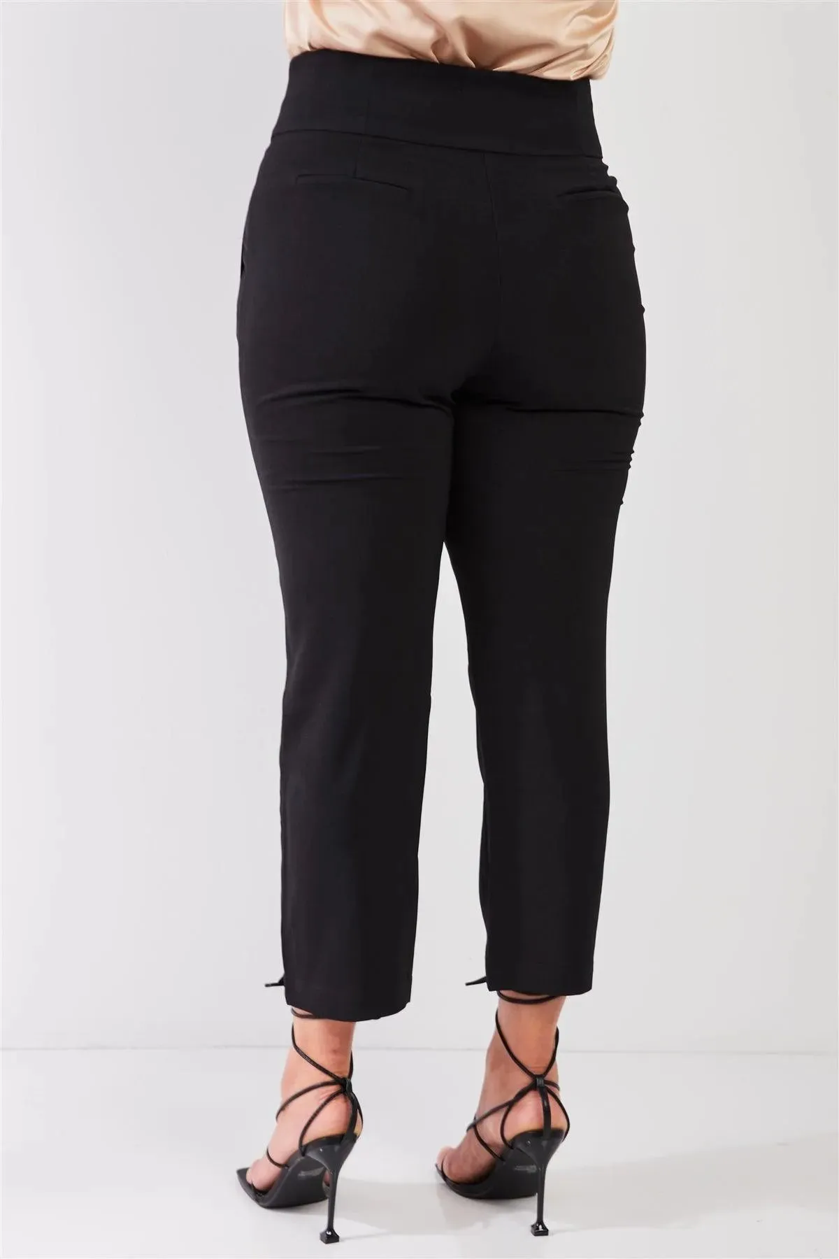 Plus Size Black High-Waisted Classic Pegged Pants