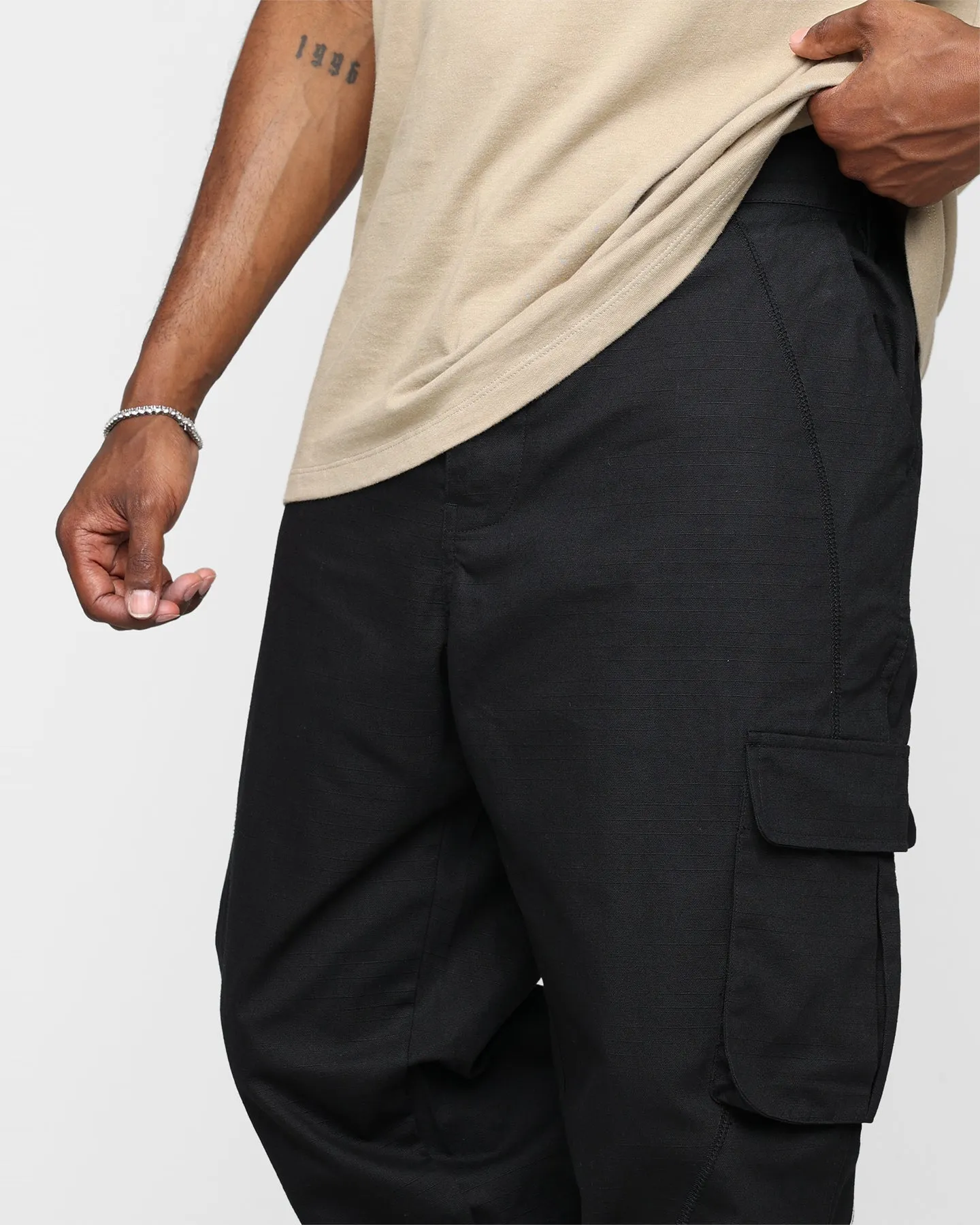 Renowned LA Renowned Lucid Raw Edge Cargo Pants Black