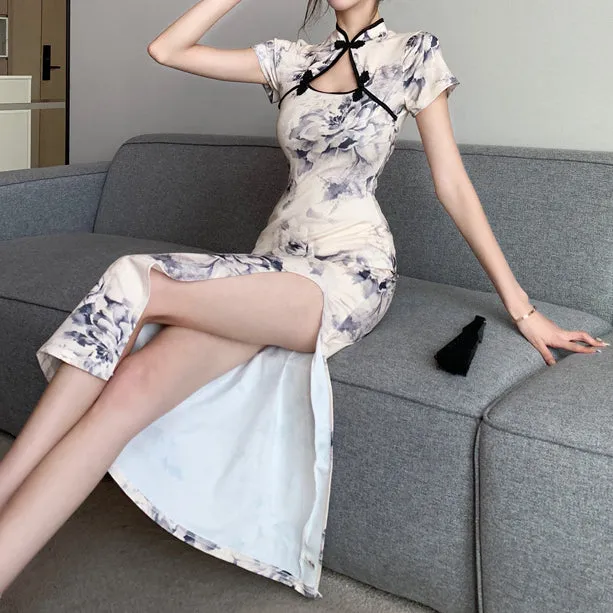 Retro Short-Sleeved Cheongsam Slit Dress