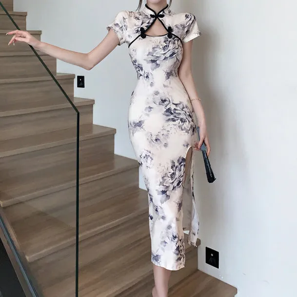 Retro Short-Sleeved Cheongsam Slit Dress