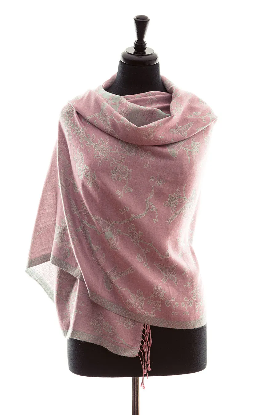 Shawl in Rococo Pink