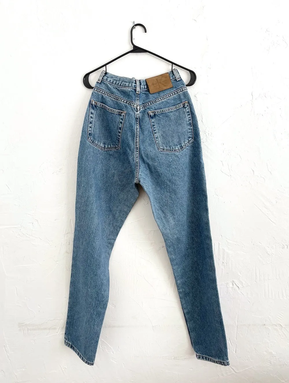 Vintage 90s Medium Wash Calvin Klein High Waist Mom Jeans -- Size 28